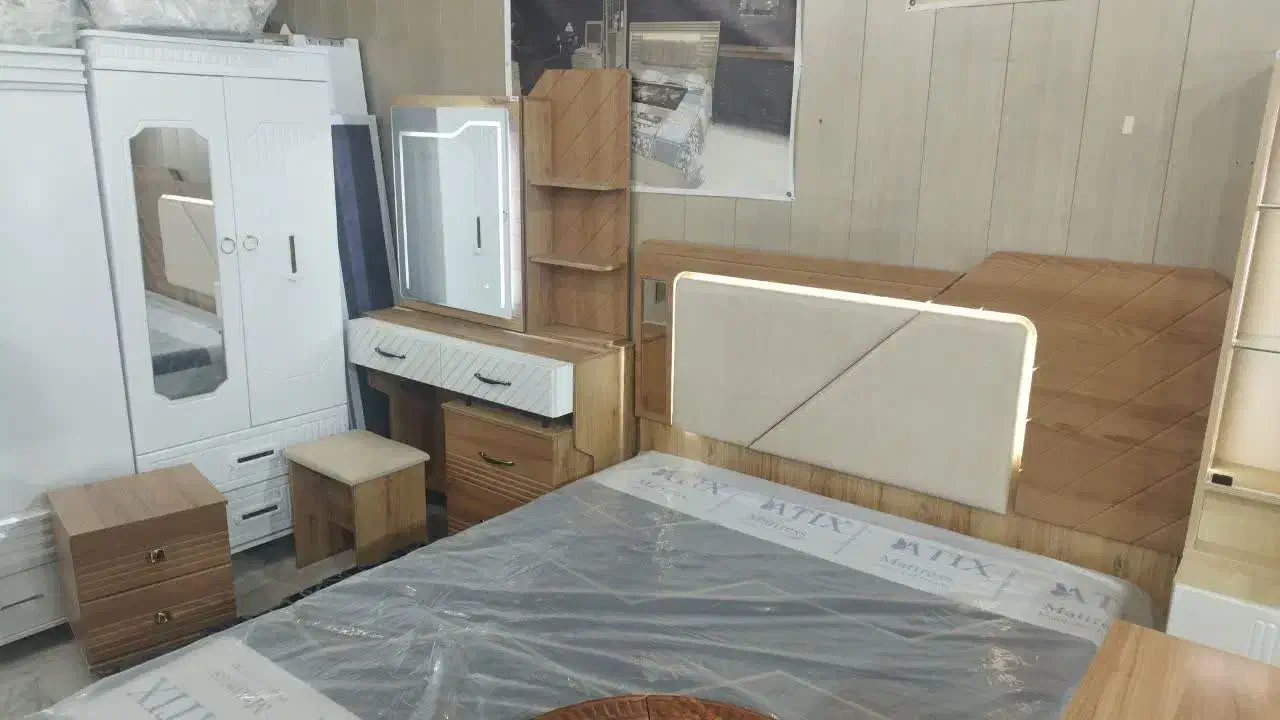 سرویس خواب ۲،آیینه دراور،کمد پاتختی فقط۱۳ت|تخت و سرویس خواب|گلبهار, شهر جدید گلبهار|دیوار