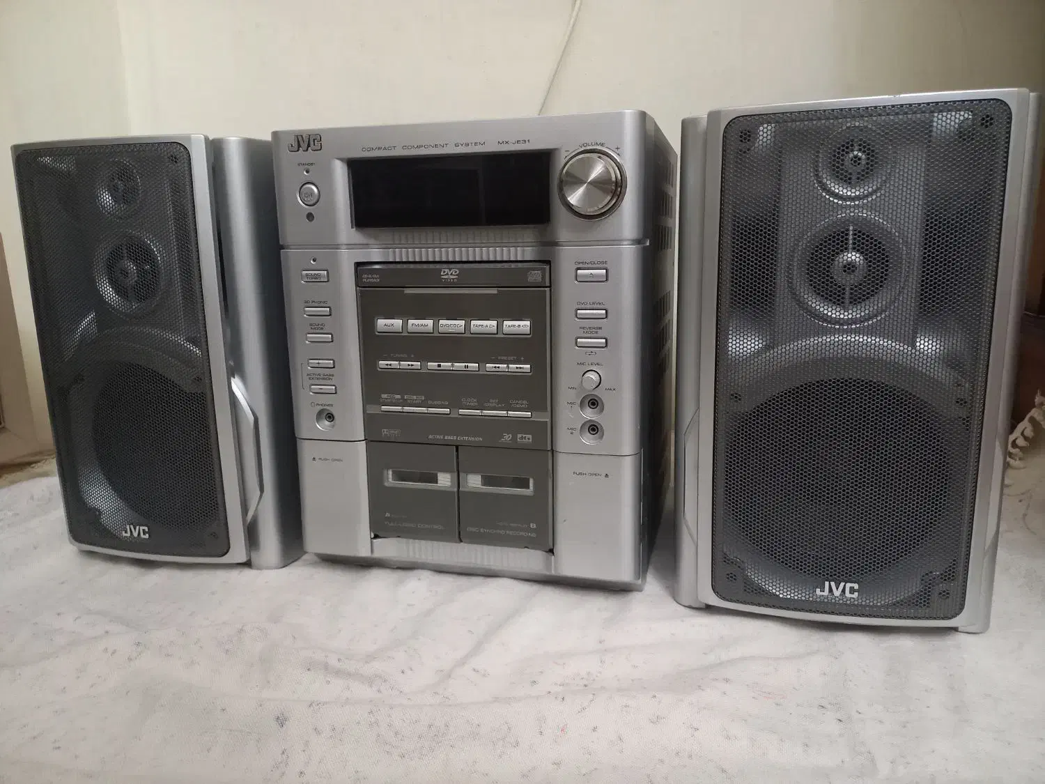 ظبطjvc|سیستم صوتی خانگی|رشت, معلم|دیوار