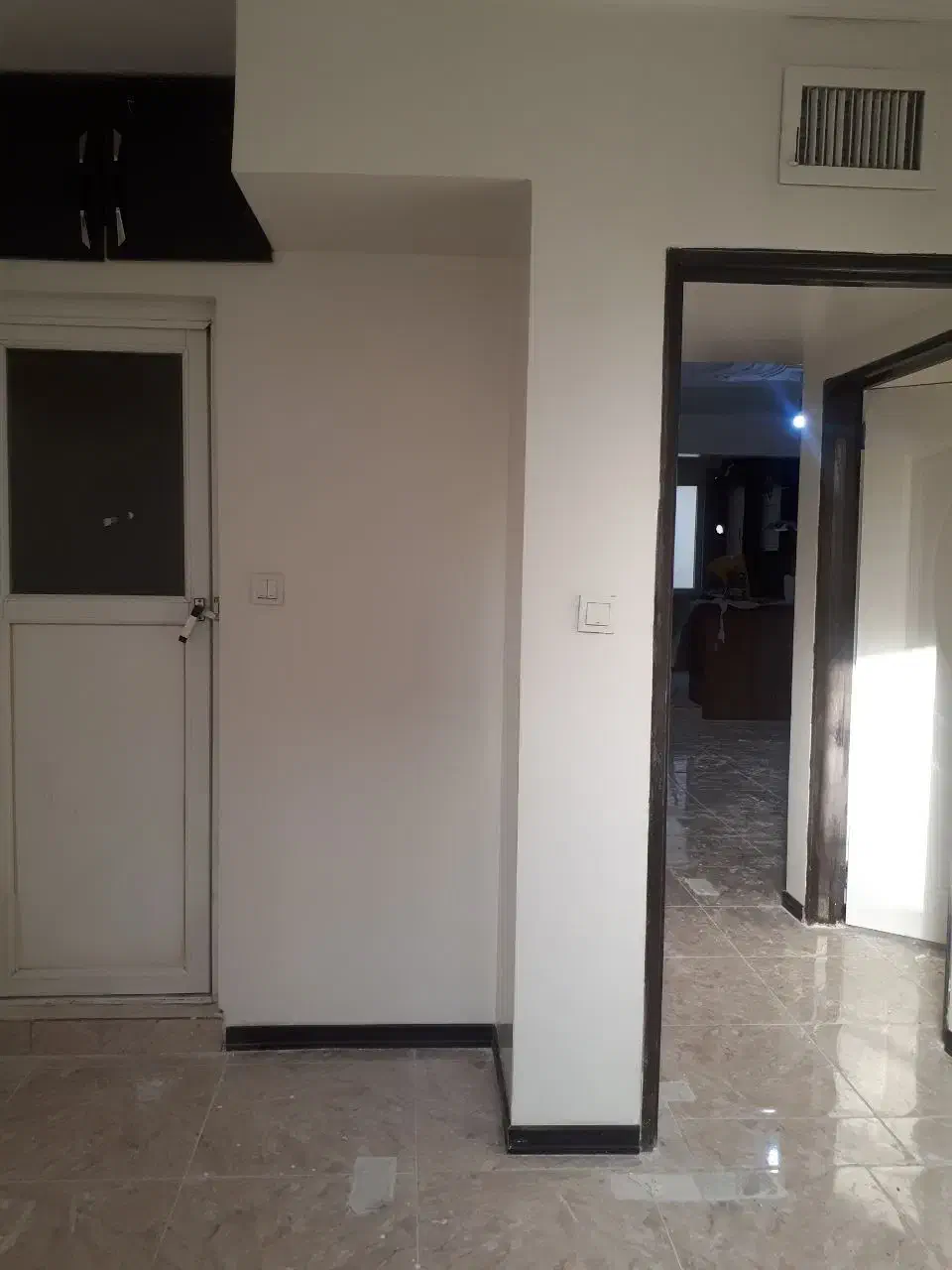 ۶۵ متری دو خوابه تک واحدی فول امکانات