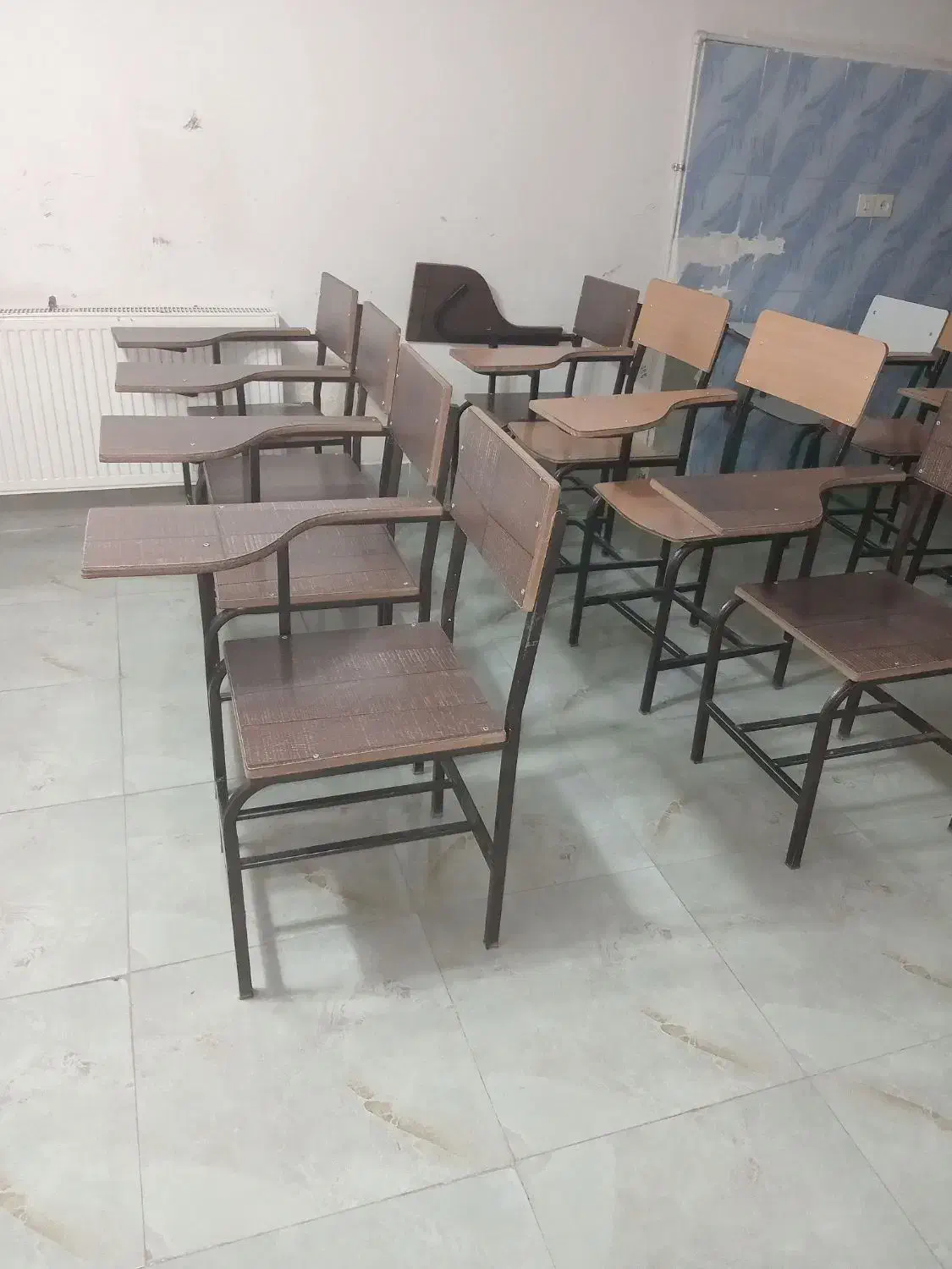 استخدام مترجمی زبان و معلم ابتدایی|استخدام آموزشی|ارومیه, |دیوار