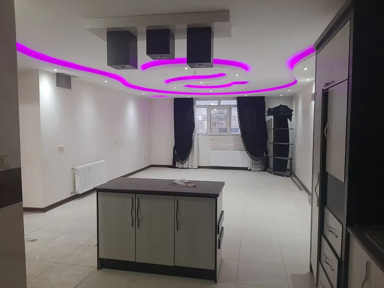 دوخوابه۱۱۲متری جنوبی پرنور سالن بزرگ|فروش آپارتمان|فولادشهر, C2|دیوار