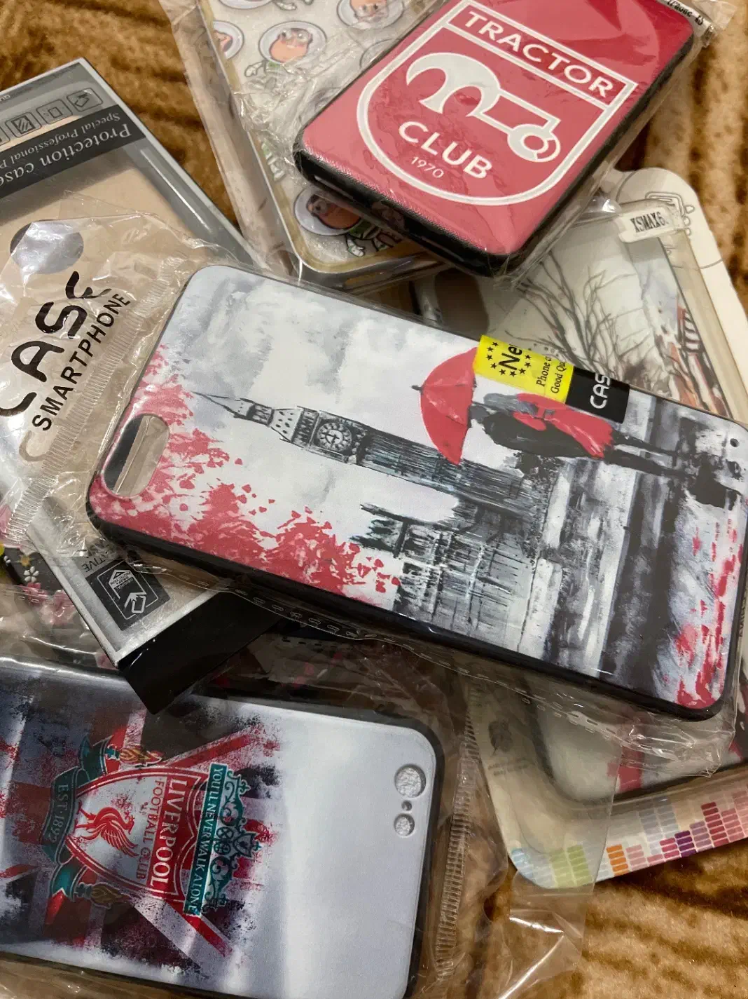 انواع گارد آیفن قدیمی موجوده|لوازم جانبی موبایل و تبلت|رشت, پیرکلاچای|دیوار