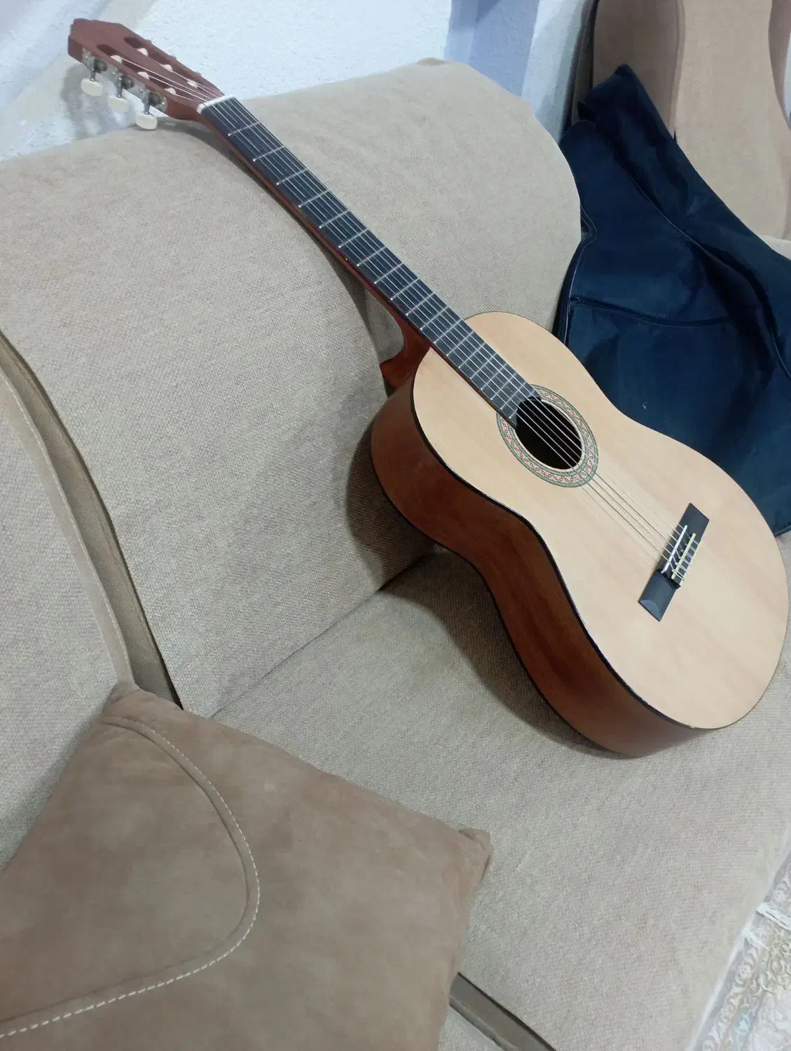 کیتار یاماها درحد صفر|گیتار، بیس، امپلیفایر|برازجان, |دیوار