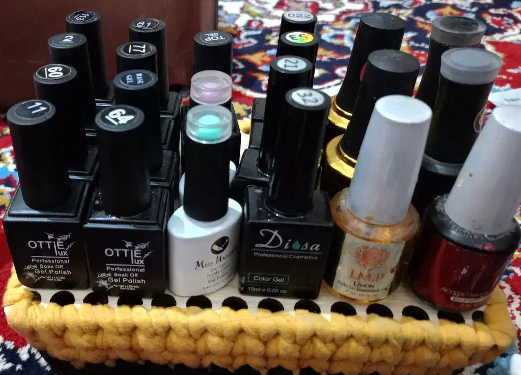 لوازم کاشت ناخن صفرتاصدبدون لوازم برقی|آرایشی، بهداشتی، درمانی|آبدانان, |دیوار