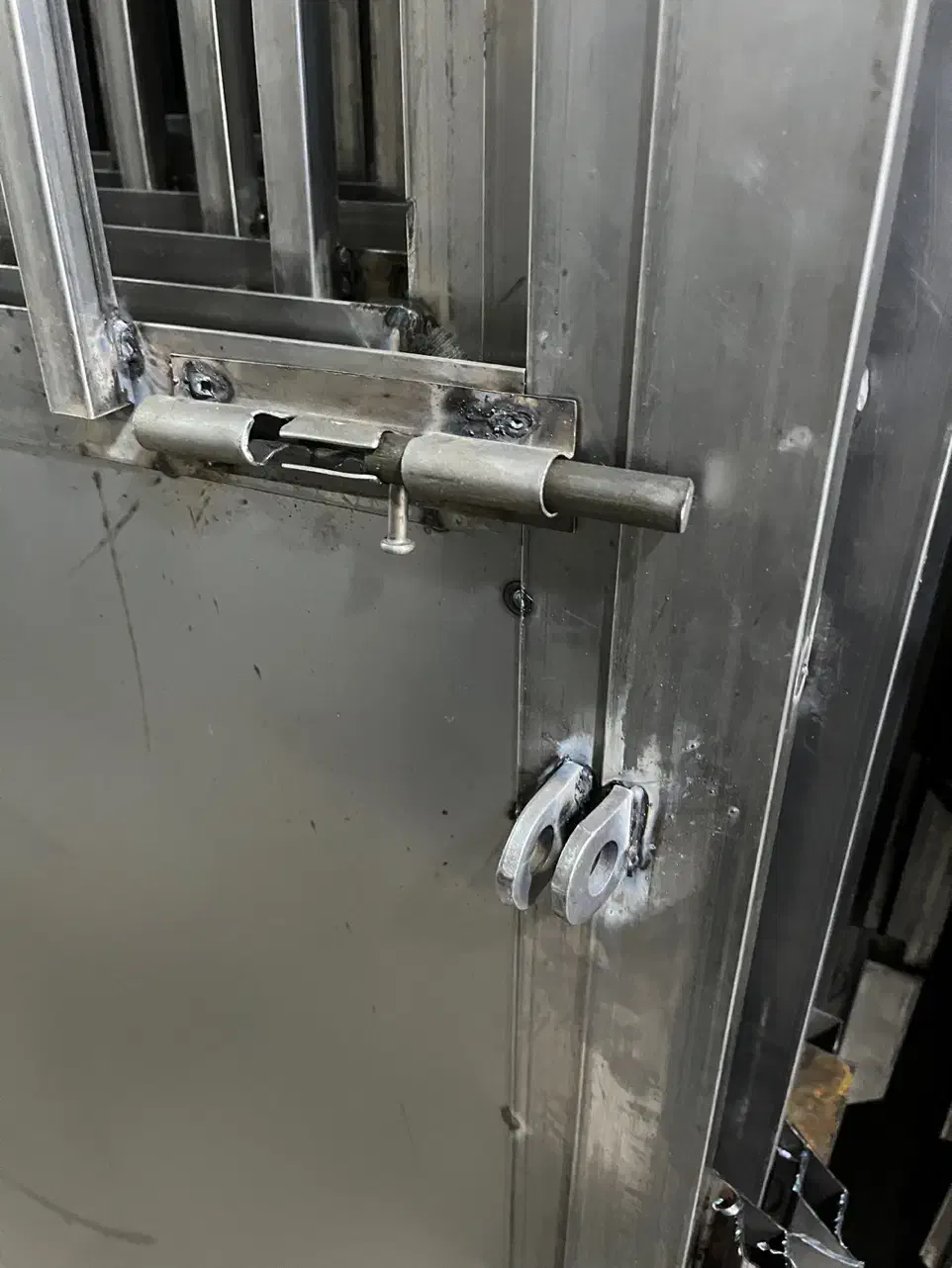 درب آهنی انباری خرپشته ورق سبک کد 65 حفاظدار|مصالح و تجهیزات ساختمان|تهران, شهرک ابوذر|دیوار