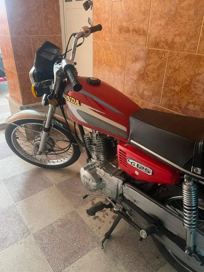 موتور هوندا ۹۲|موتورسیکلت|شیراز, قدوسی شرقی|دیوار