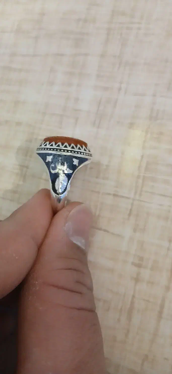 انگشتر سیاقلم|کلکسیون اشیاء عتیقه|بروجرد, |دیوار