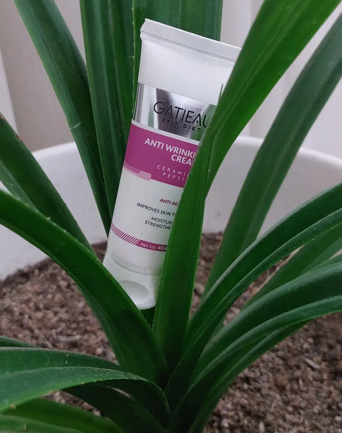 کرم ۵کاره|آرایشی، بهداشتی، درمانی|جم, |دیوار