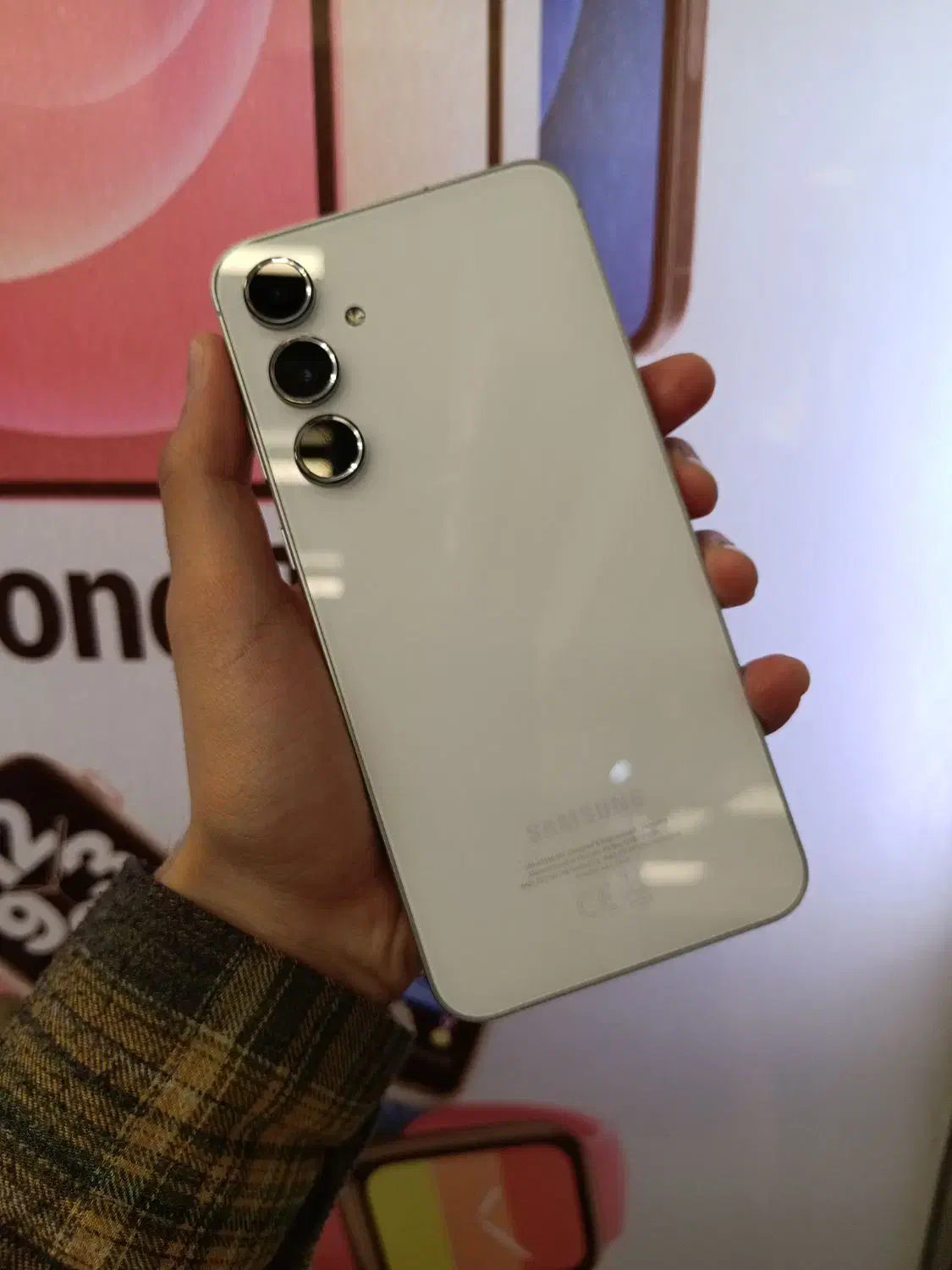 A55 128.8 ویتنام در حد|موبایل|مشهد, بهشت|دیوار