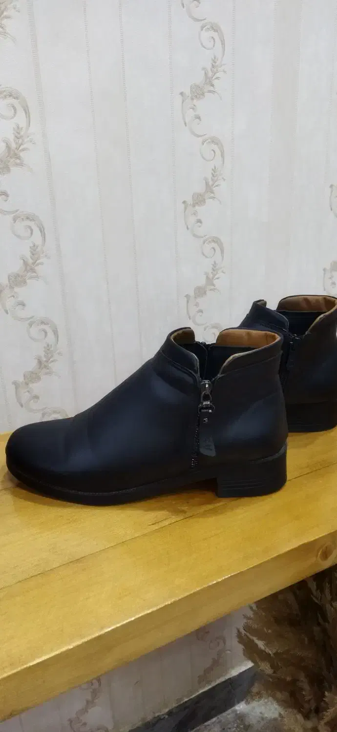 نیم بوت|کیف، کفش، کمربند|خرم‌آباد, |دیوار