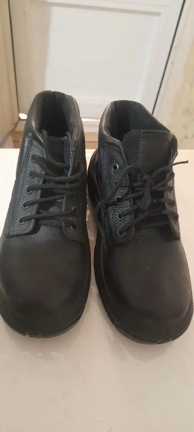 کفش ایمنی|کیف، کفش، کمربند|زنجان, |دیوار