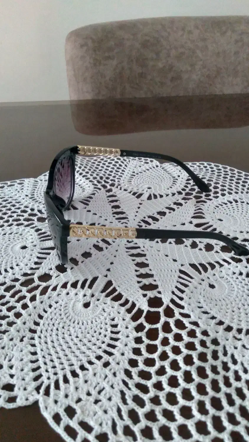 عینک آفتابی و گردنبند|زیورآلات و اکسسوری|پردیس, فاز ۹|دیوار