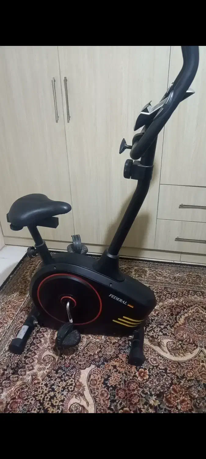 دوچرخه ثابت Fedaral|تجهیزات ورزشی|تهران, شهرک شریفی|دیوار