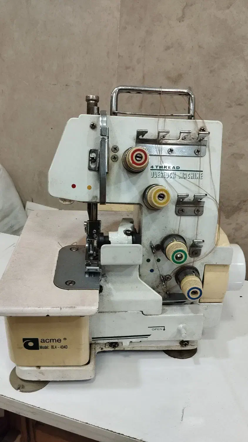 چرخ سردوز  چهارنخ|چرخ خیاطی و ریسندگی|تهران, امیریه|دیوار