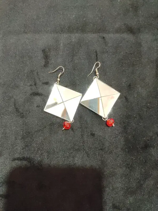 گوشواره ی آینه ای|زیورآلات و اکسسوری|باغستان, |دیوار