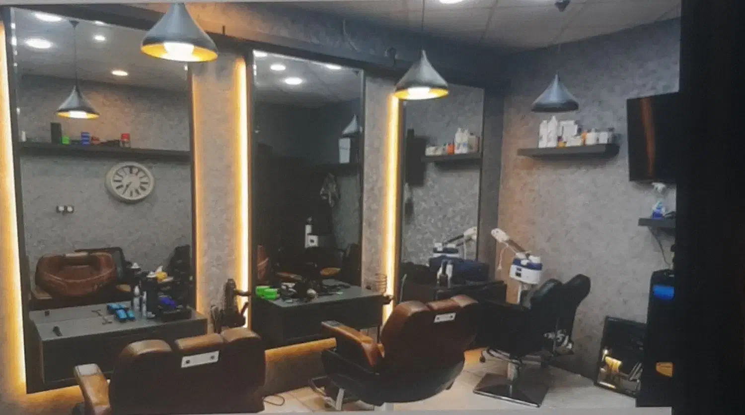 واگذاری سالن آرایشگاه با وسایل کامل|آرایشگاه و سالن‌های زیبایی|اهواز, پادادشهر|دیوار