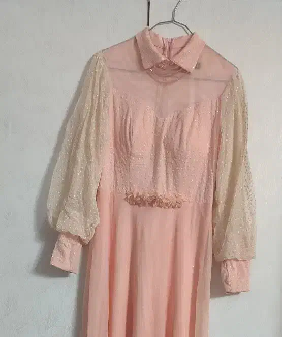 لباس مجلسی|لباس|یزد, |دیوار