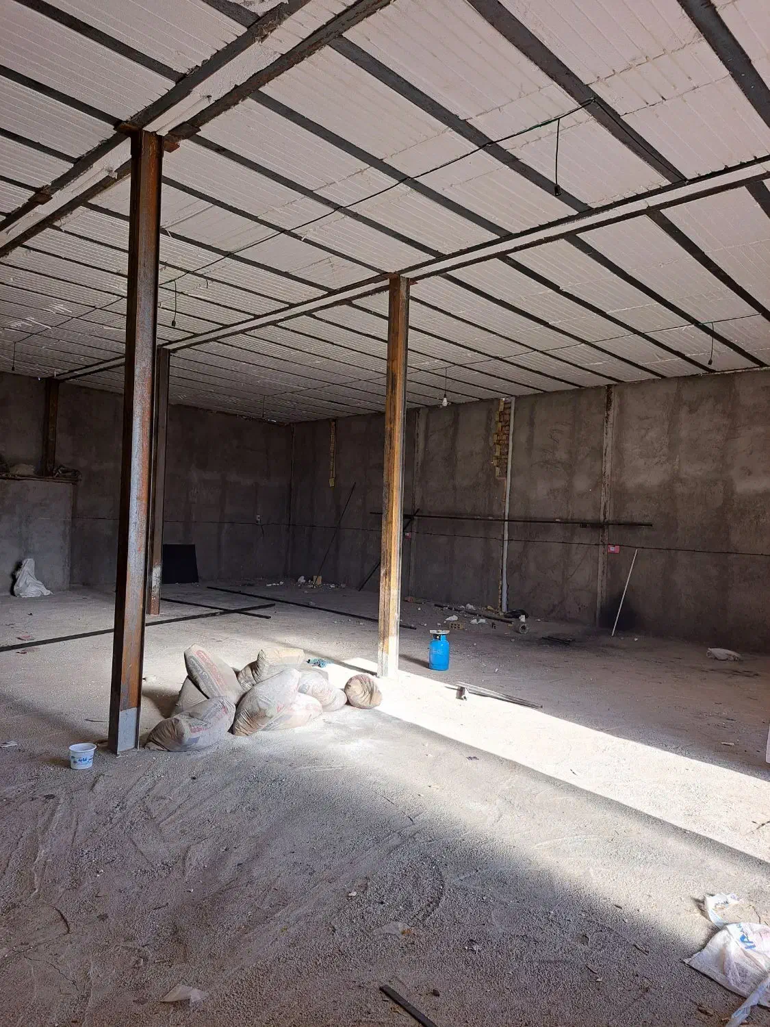 رهن مغازه در فیانی|اجارهٔ مغازه و غرفه|طرقبه, |دیوار