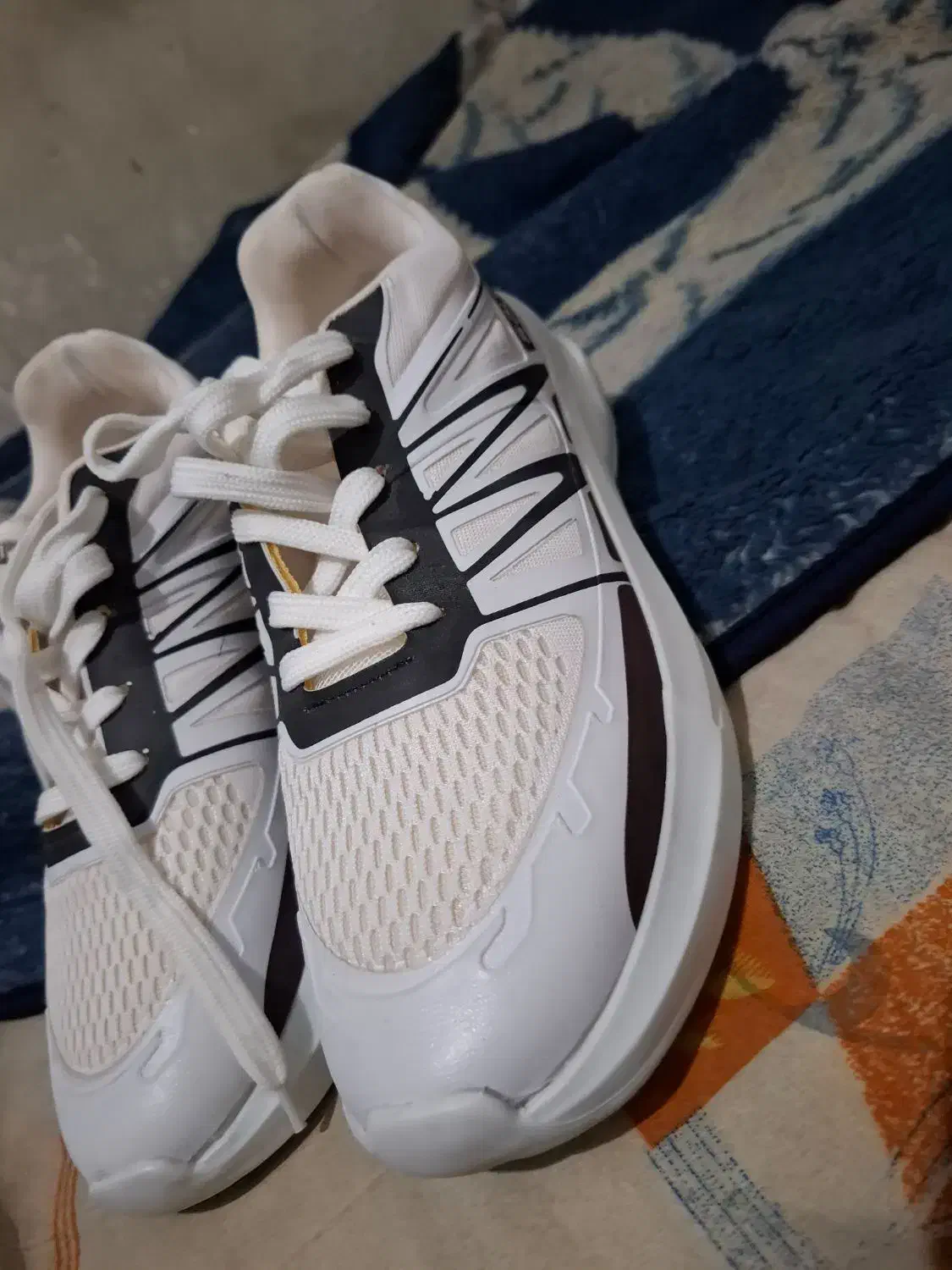 کفش اسپرت قیمت خوب|کیف، کفش، کمربند|اصفهان, جلالیه|دیوار