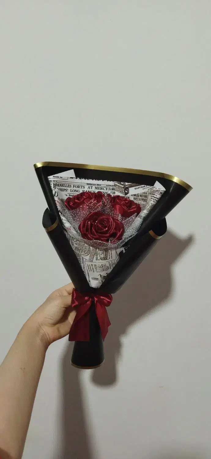 گل روز زن|گل مصنوعی|سنقر, |دیوار