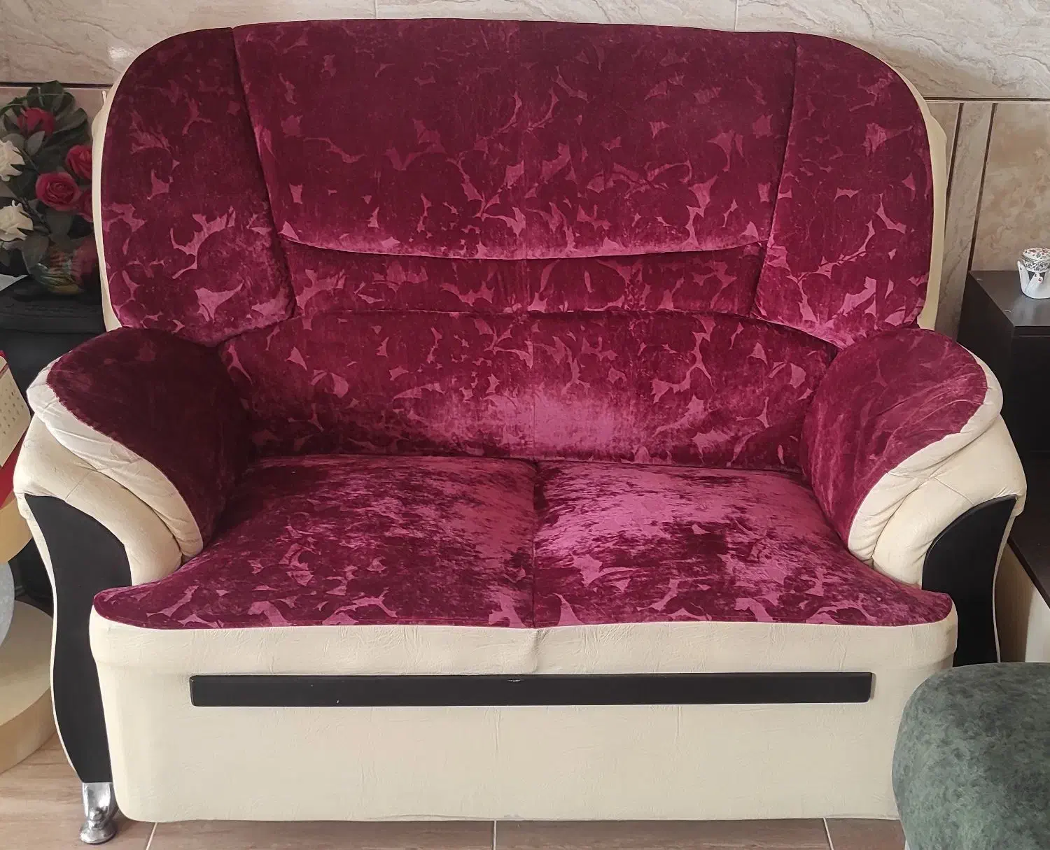 مبل ۷ نفره شیک|مبلمان خانگی و میز عسلی|سیرجان, |دیوار