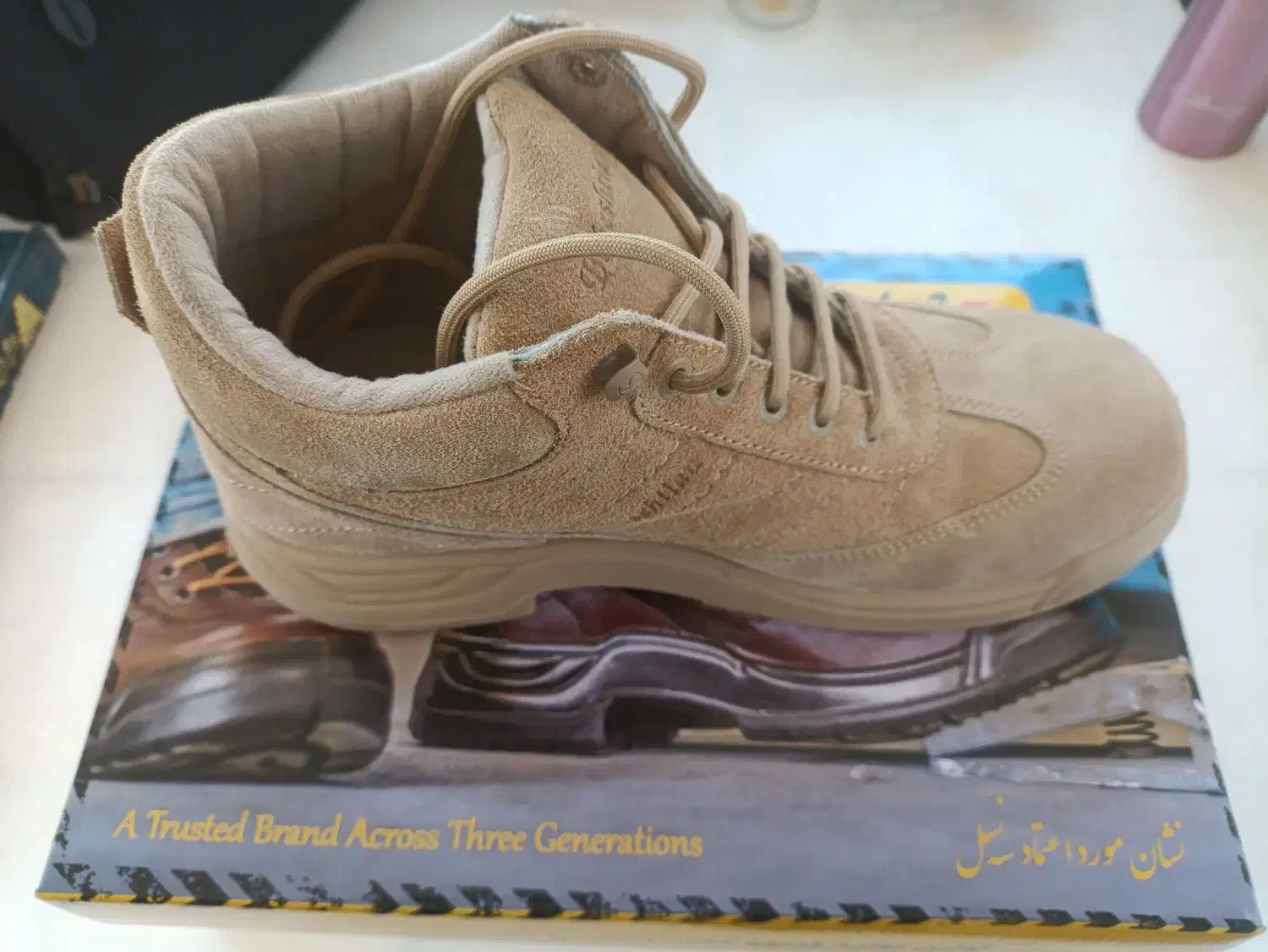 کفش ایمنی بهشتیان|کیف، کفش، کمربند|سیرجان, |دیوار