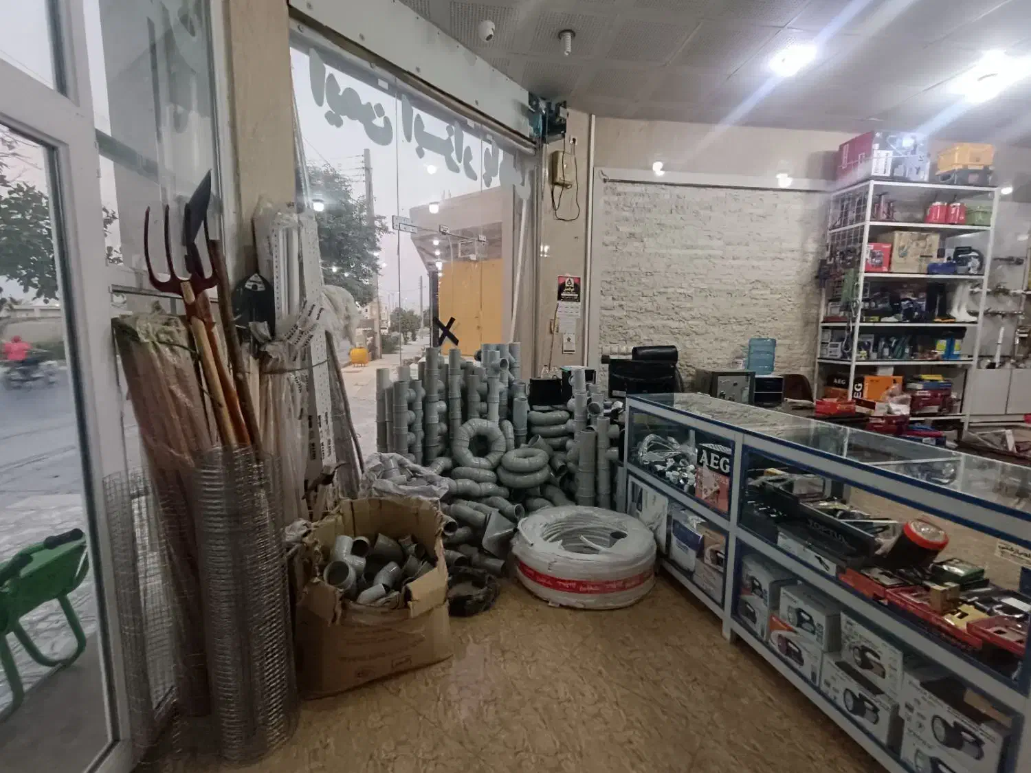 تمام اجناس با قیمت توافقی بفروش میرسد|ابزارآلات|شیراز, حومه شیراز|دیوار