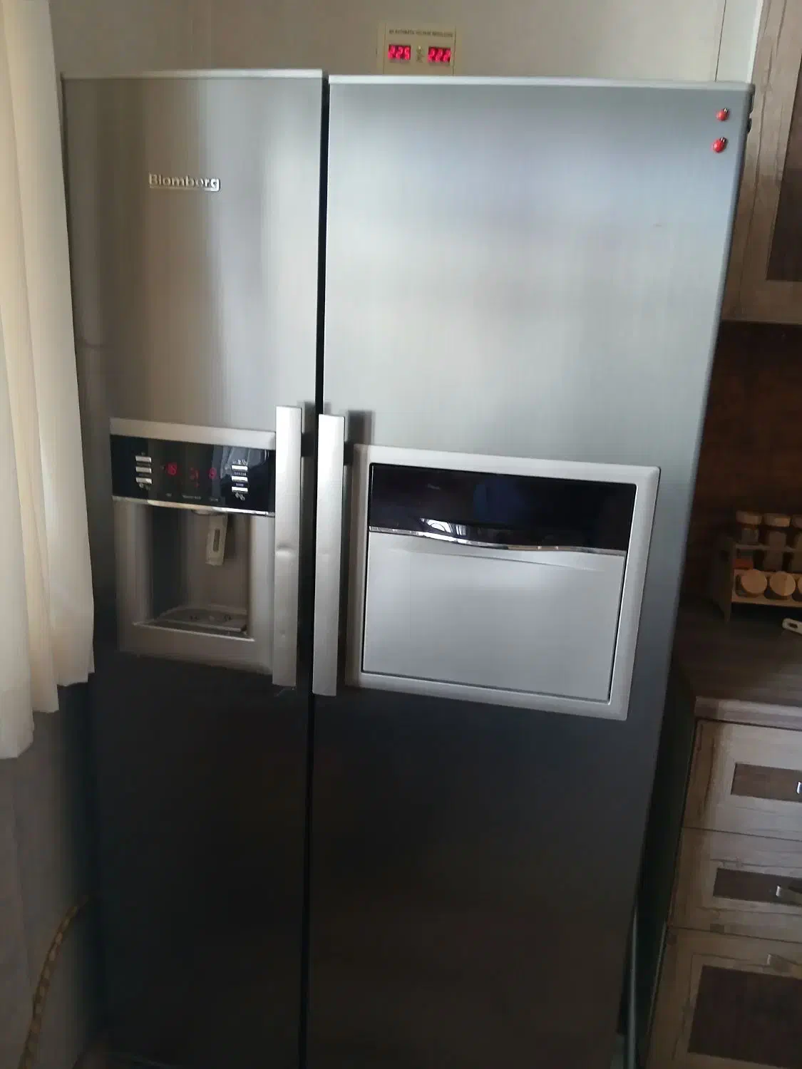 ساید|یخچال و فریزر|تربتحیدریه, پائین ولایت|دیوار