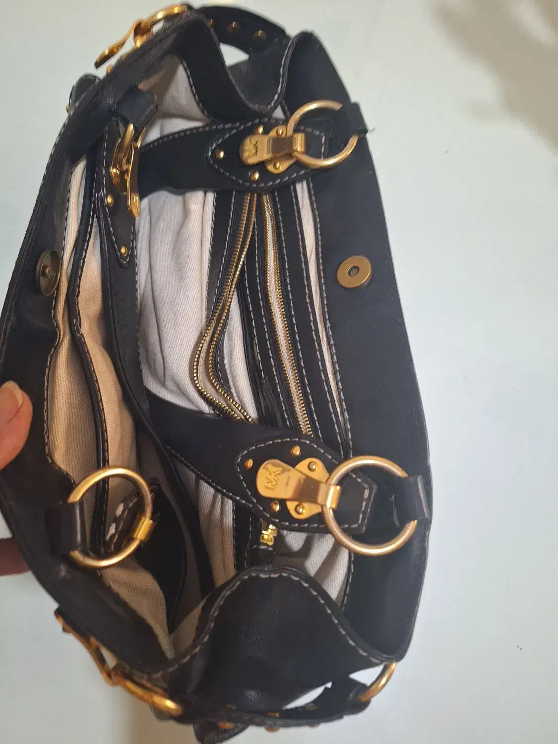 کیف|کیف، کفش، کمربند|صفادشت, |دیوار