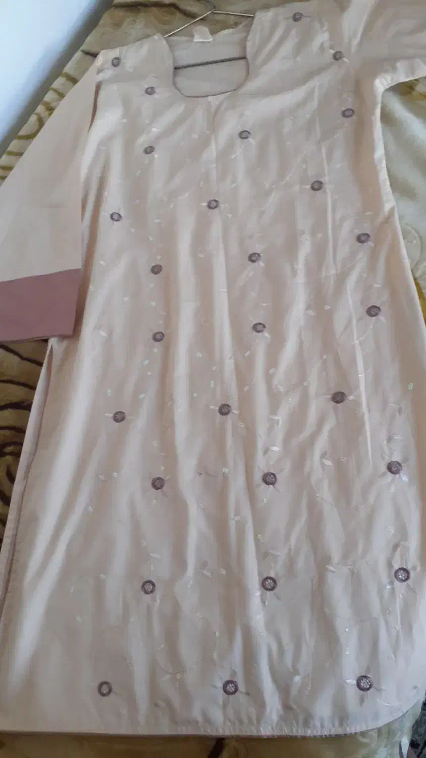 لباس هندی|لباس|شیراز, آزادگان|دیوار