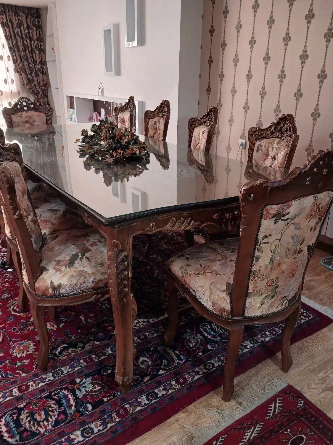 صندلی و میز نهارخوری ۱۰ نفره با چوب گردو|میز و صندلی غذاخوری|گنبد کاووس, |دیوار