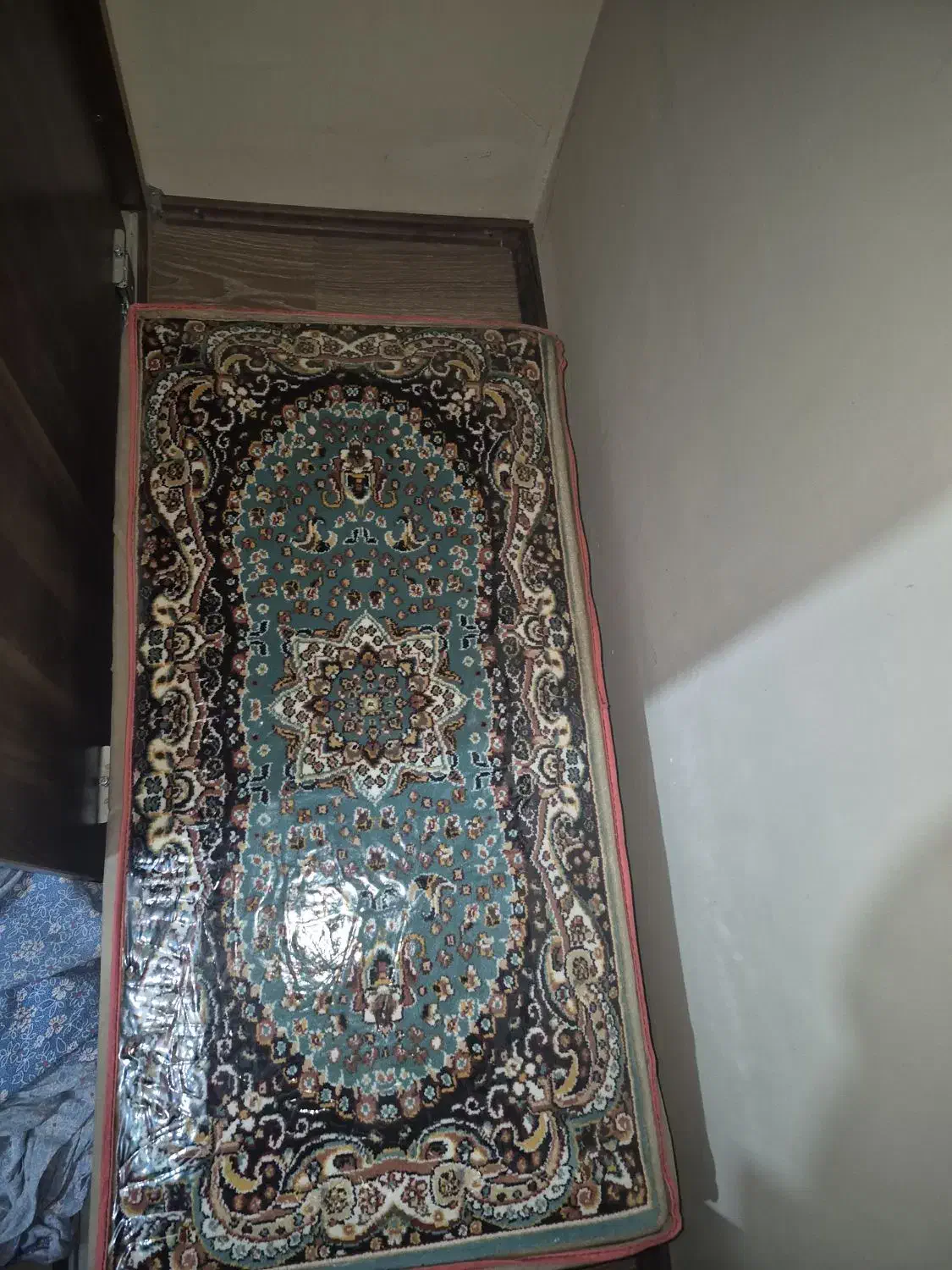 پشتی نو|پشتی|پرند, فاز ۵|دیوار