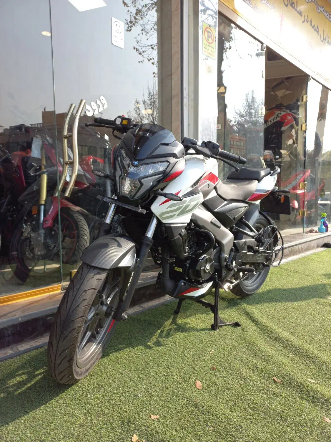 NS200 نیوفیس (نقد/اقساط)|موتورسیکلت|تهران, امامت|دیوار