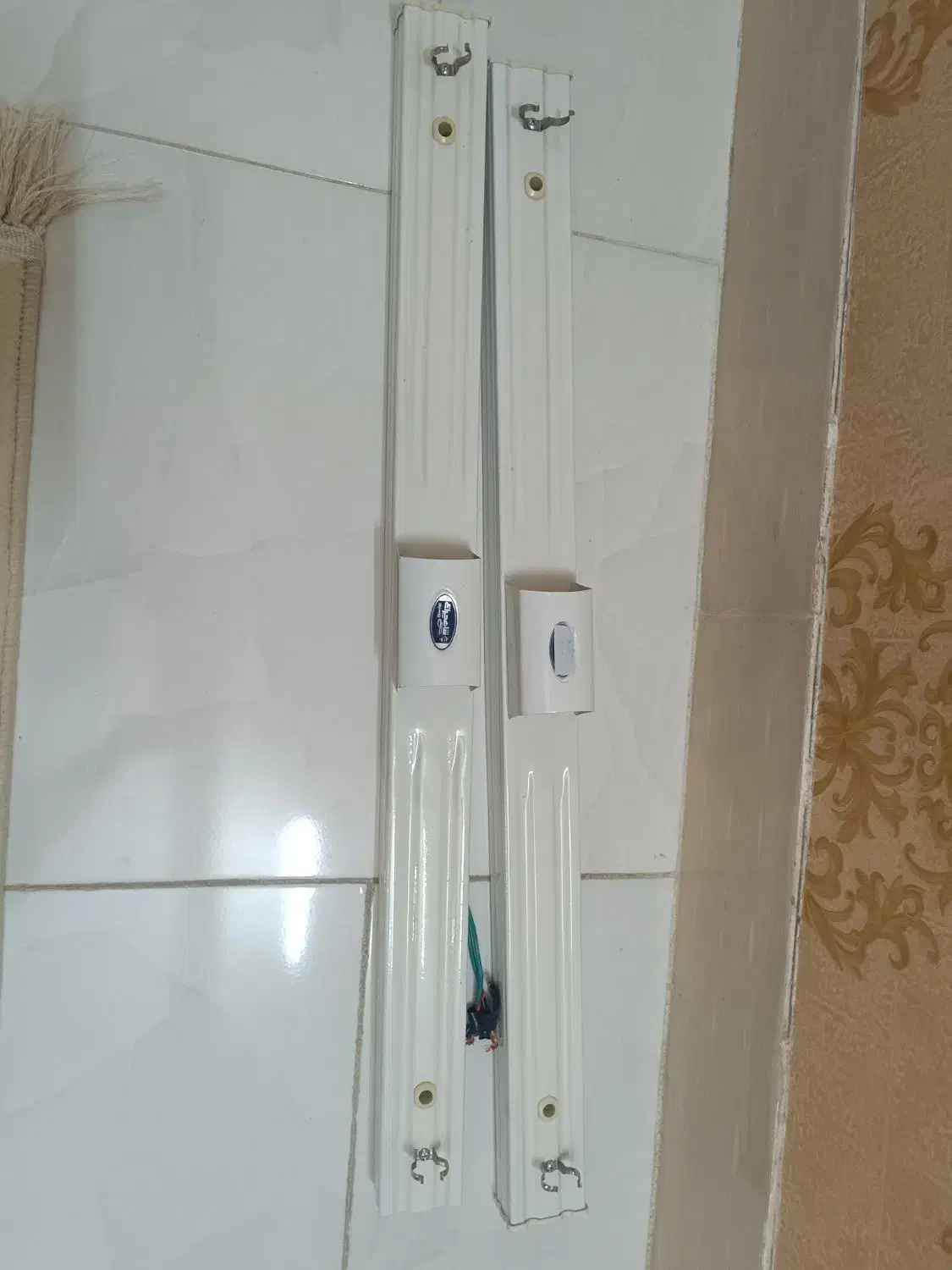 مهتابی شاهچراغ کاملا سالم|لامپ و چراغ|طرقبه, |دیوار