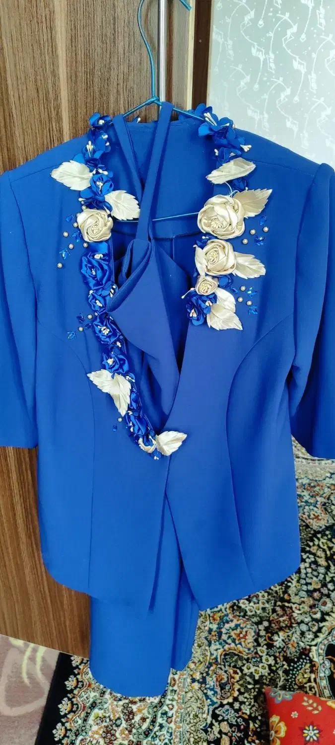 لباس مجلسی در حد نو 7000000|لباس|اردبیل, |دیوار