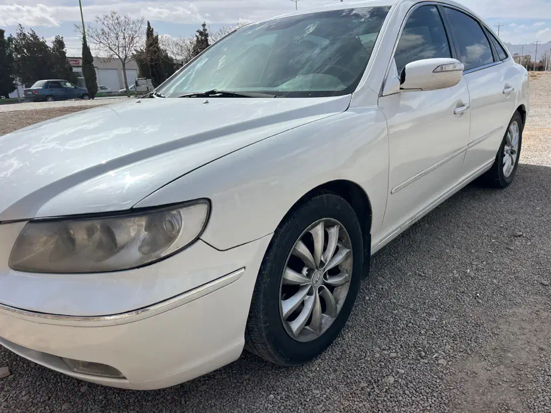 ازرا سفید تمیز خونگی|خودرو سواری و وانت|اصفهان, بهارستان|دیوار