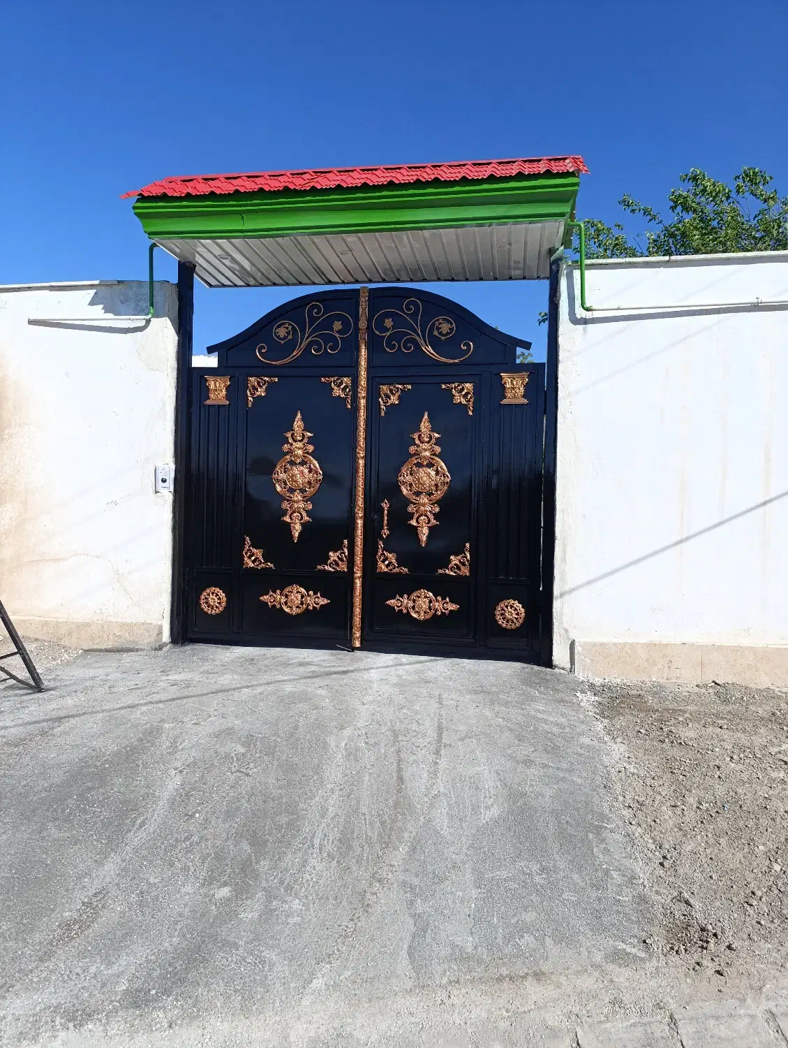 اجرای سر دری روی کرکره ودرب باران گیر|خدمات پیشه و مهارت|میانه, |دیوار