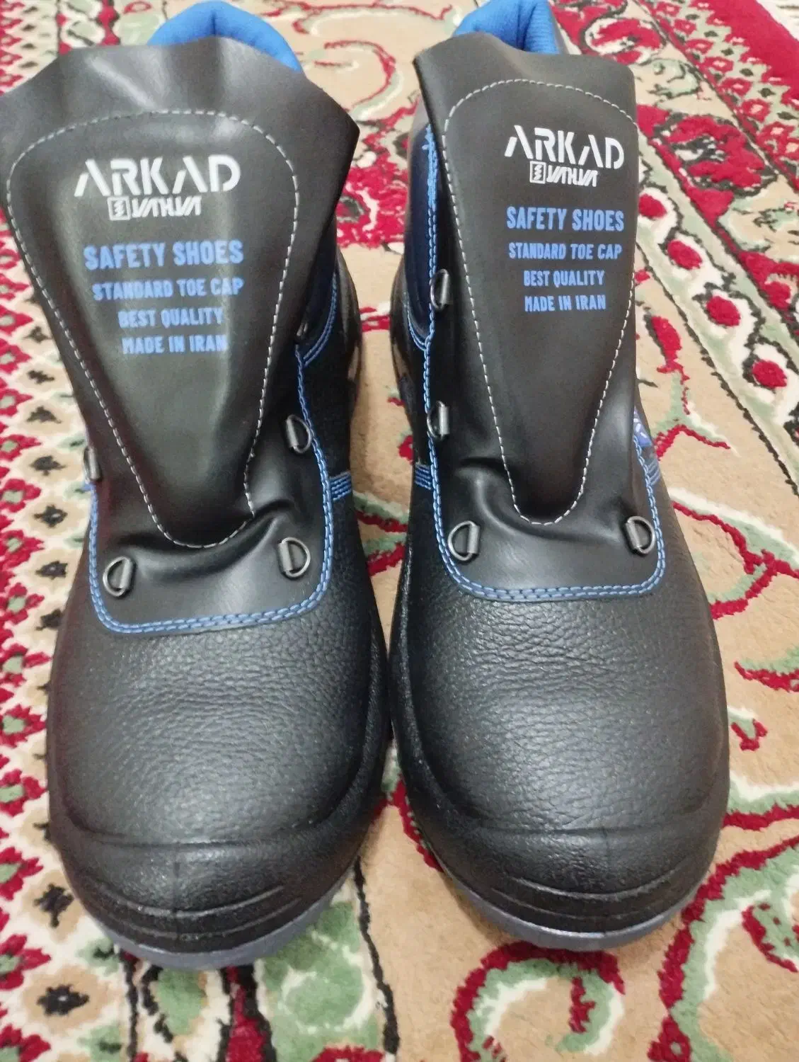 کفش کار ایمنی|کیف، کفش، کمربند|لنجان, |دیوار