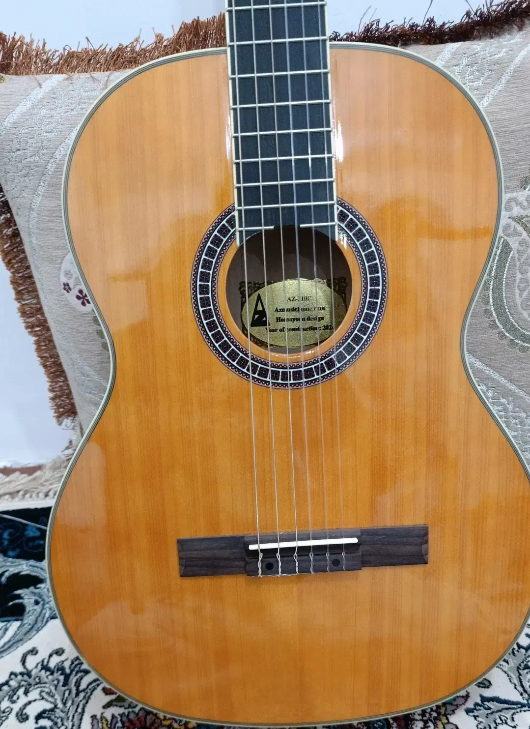 گیتار|گیتار، بیس، امپلیفایر|قشم, |دیوار