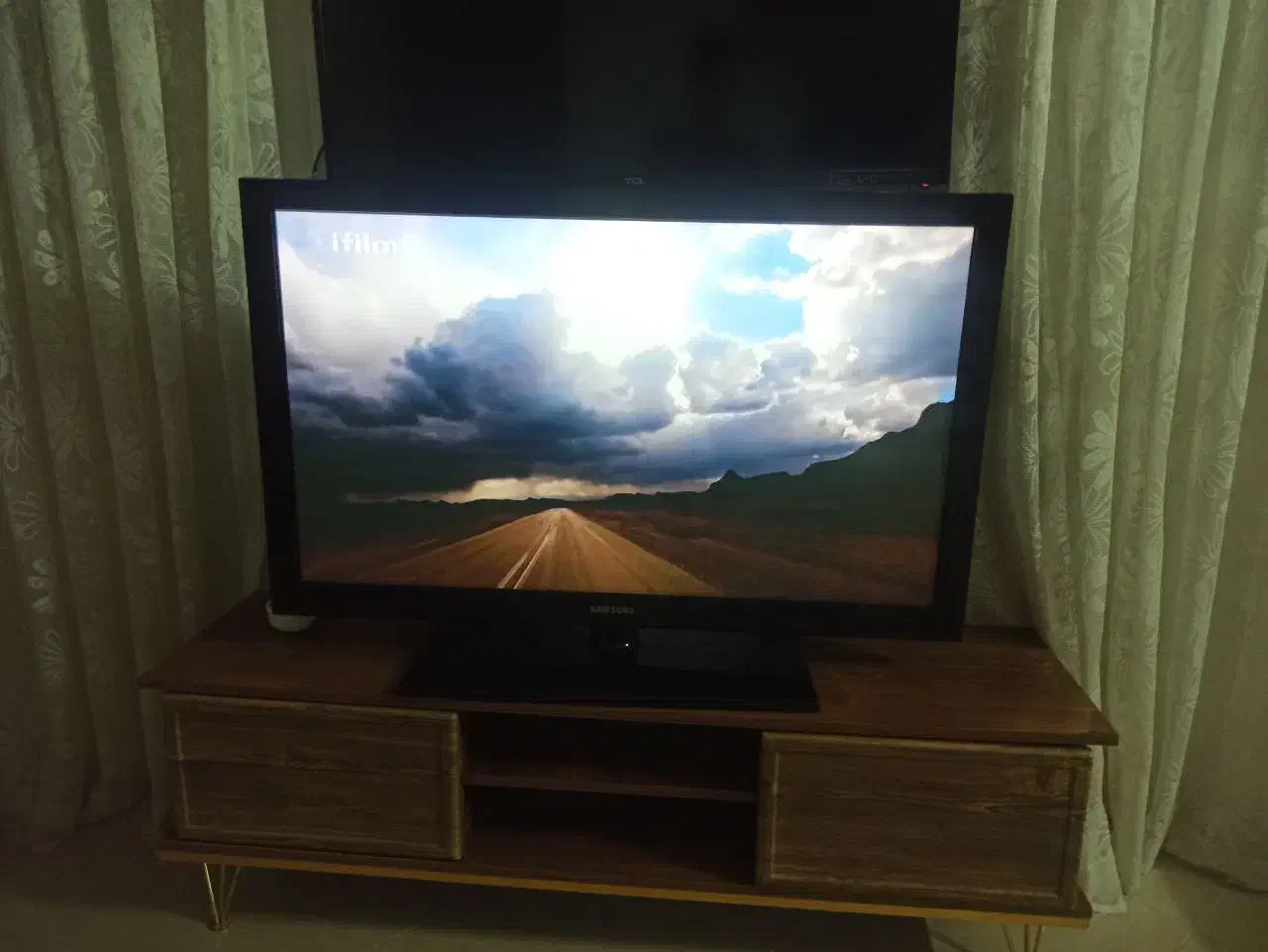 ال سی دی ۴۳سامسونگ|تلویزیون و پروژکتور|گلبهار, شهر جدید گلبهار|دیوار