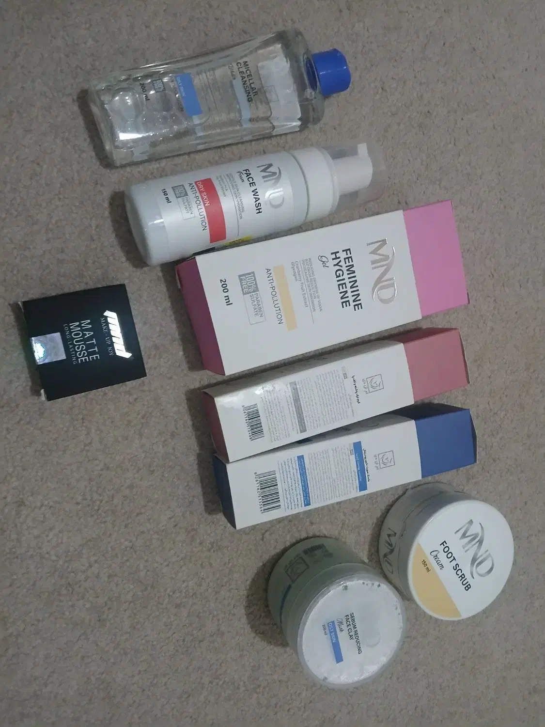 چند قلم محصولات آرایشی بانصف قیمت|آرایشی، بهداشتی، درمانی|مشهد, کوی سیدی|دیوار