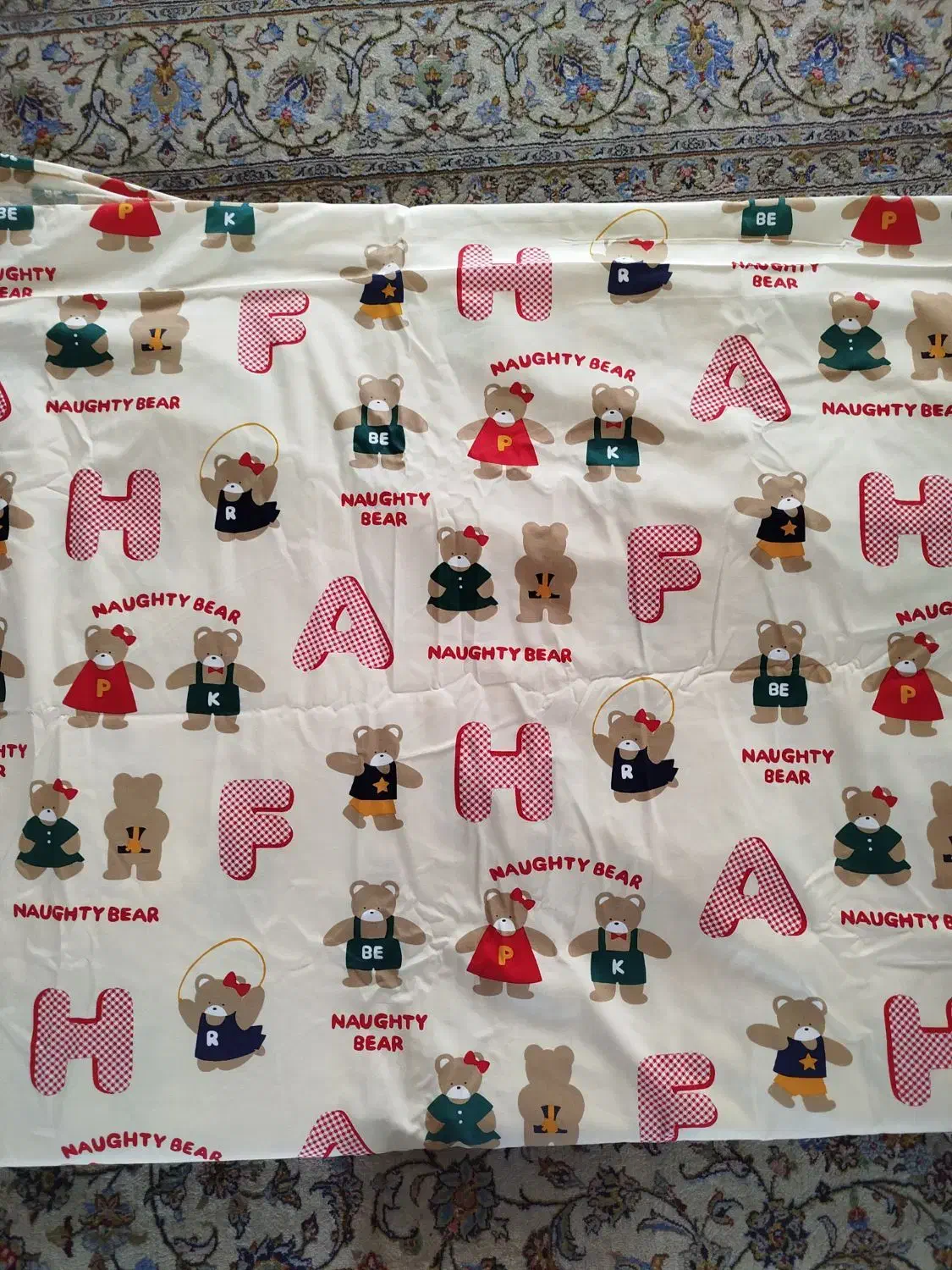 پارچه ملحفه یا پرده اتاق کودک|رختخواب، بالش، پتو|تهران, شهرآرا|دیوار