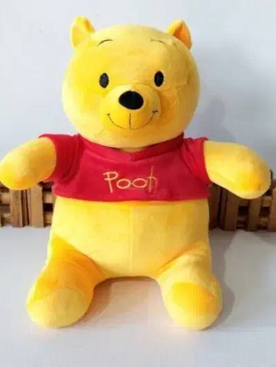 عروسک خرس پو نشسته|اسباب‌بازی بچه|خوی, |دیوار