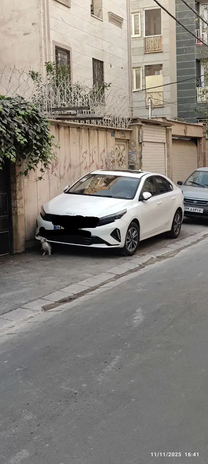 کیا k3(کا تری،کی تری)سراتو۲۰۲۵|خودرو سواری و وانت|تهران, هفت چنار|دیوار