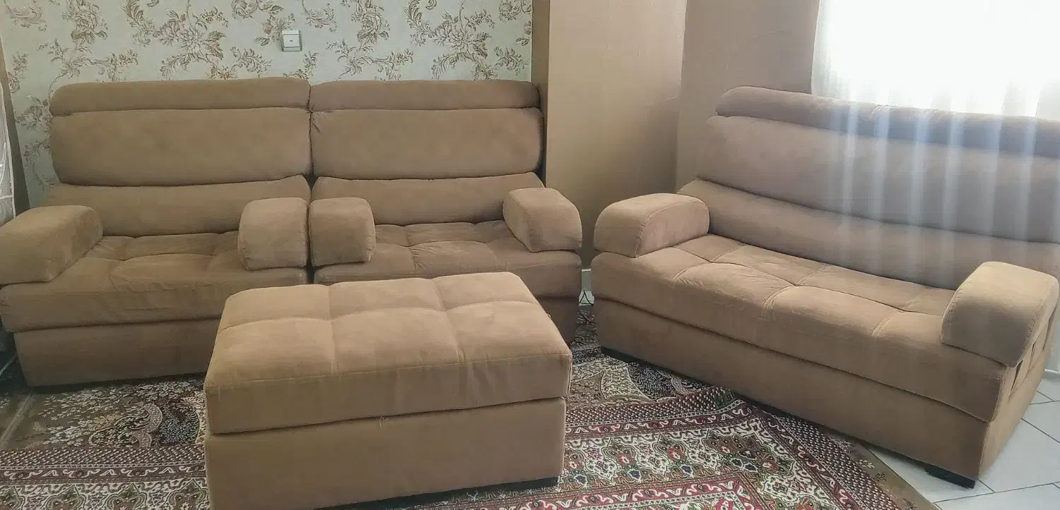 کاناپه سالم|مبلمان خانگی و میز عسلی|پرند, فاز ۱|دیوار