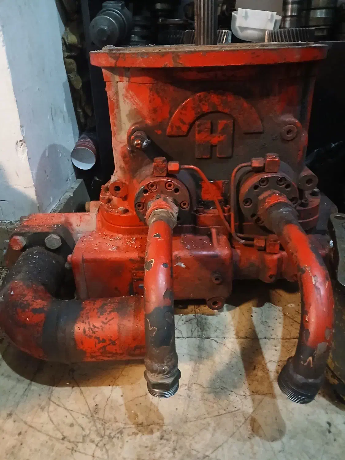 پمپ بتن موتور زمینی سایز ۵۵|ماشینآلات صنعتی|تهران, هلال احمر|دیوار