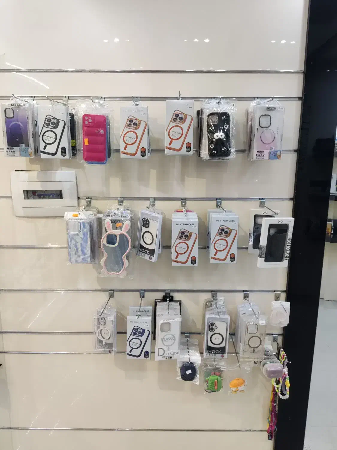 واگذاری کلی قاب و گارد آیفون 100 عدد|لوازم جانبی موبایل و تبلت|مشهد, ویلاشهر|دیوار