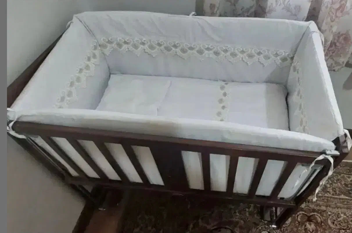 تخت کنار مادر|تخت و صندلی بچه|تهران, شهرک گلها|دیوار