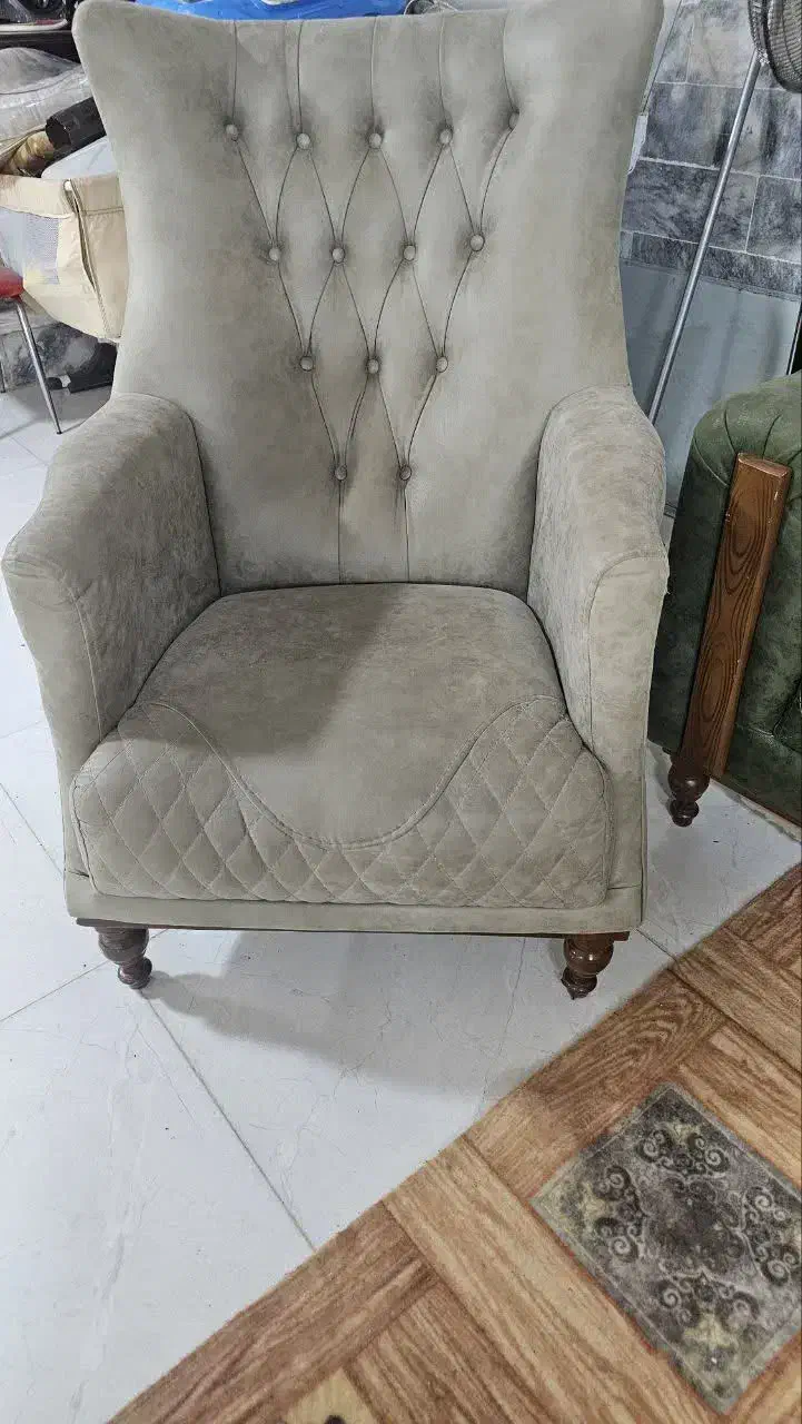 مبل تختخواب شو در حد نو|مبلمان خانگی و میز عسلی|گناباد, |دیوار