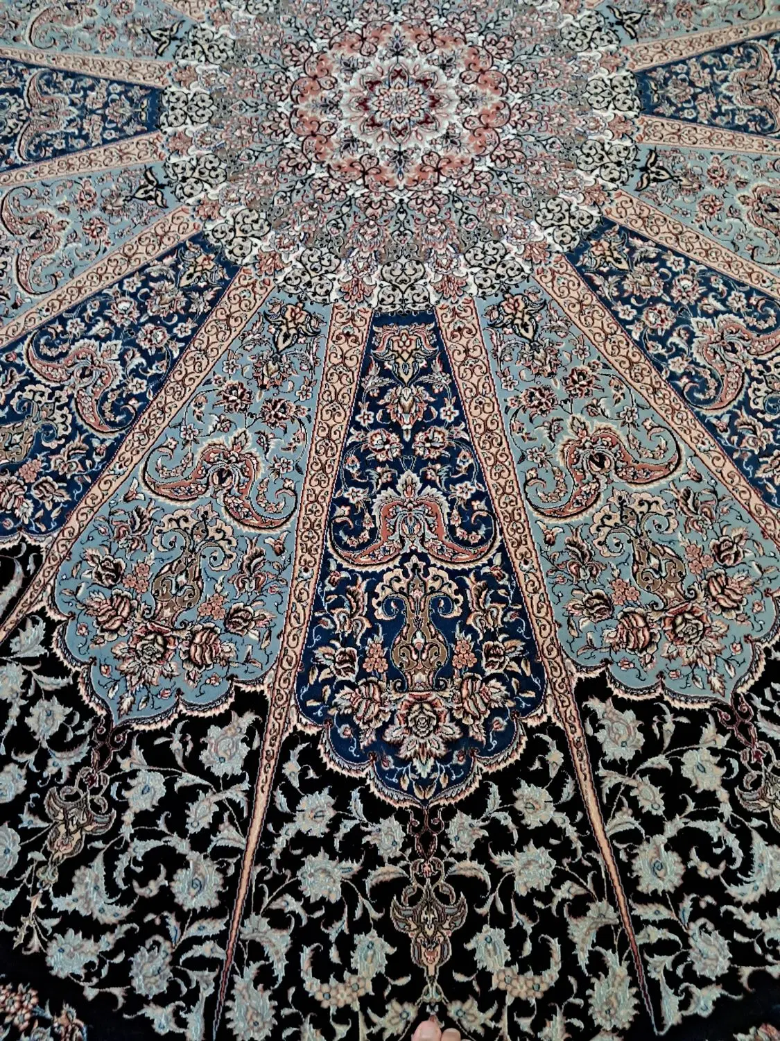 فرش ۹ متری خاطره کاشان ۱۲۰۰ شانه در حد نو|فرش|تهران, امجدیه (خاقانی)|دیوار